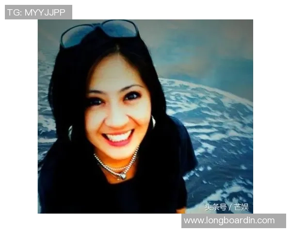 利拉德被曝与某女明星亲密接触 两人绯闻引发热议